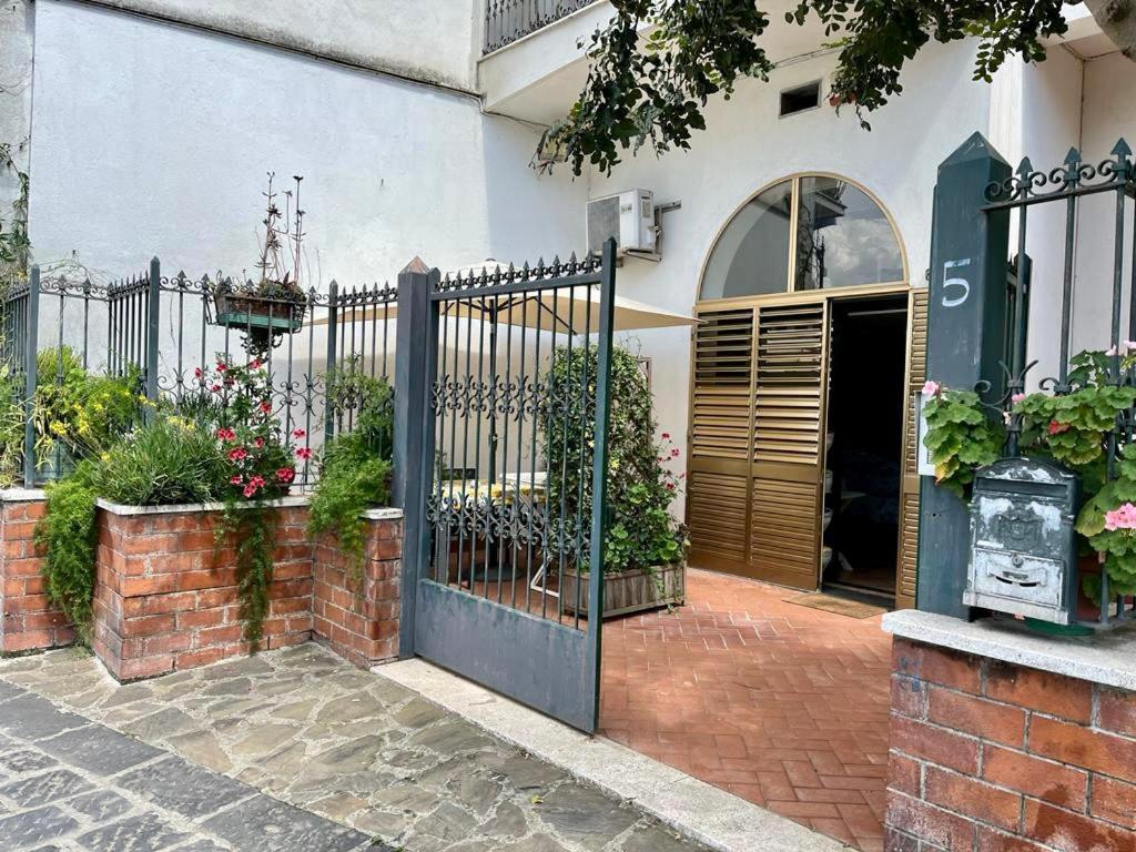Casa Violante Apartment Vico Equense Exterior photo